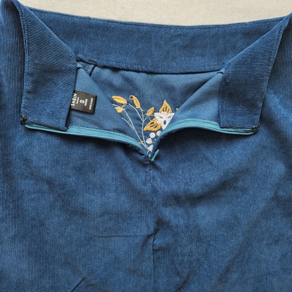 Blue Corduroy Floral Embroidered Skirt Lightweight Boho Prairie Cottagecore Cute - Picture 4 of 9